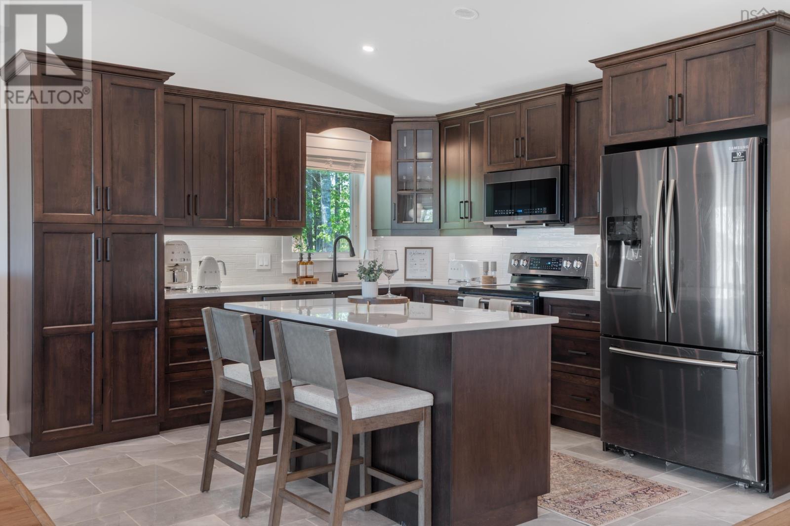 Property 19 of 35 of 40 Martins Point Road