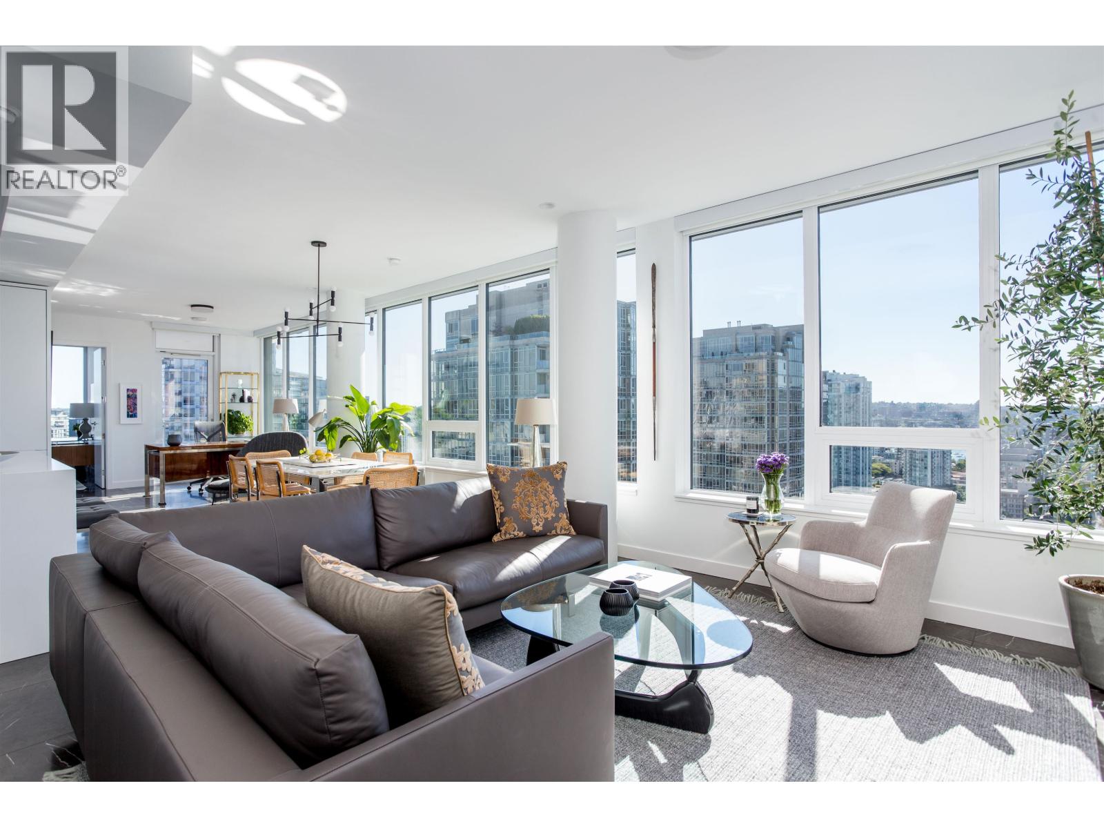 2004 885 CAMBIE STREET, Vancouver