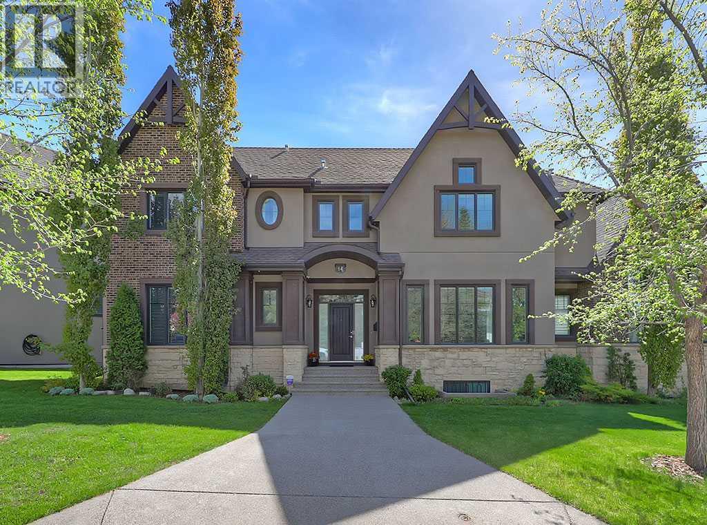 Single Family House for Sale in  Rosetree Road NW Rosemont Calgary 