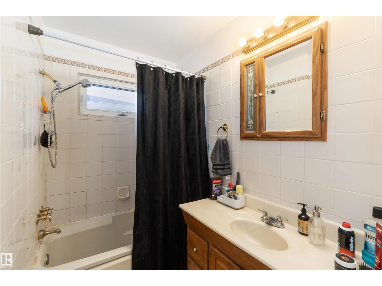 Single Family House Bungalow for Sale in   ST NW Edmonton 