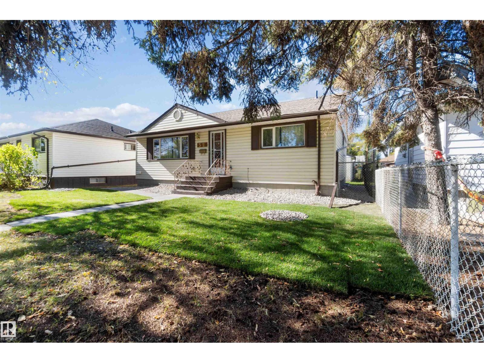 Single Family House Bungalow for Sale in   ST NW Edmonton 