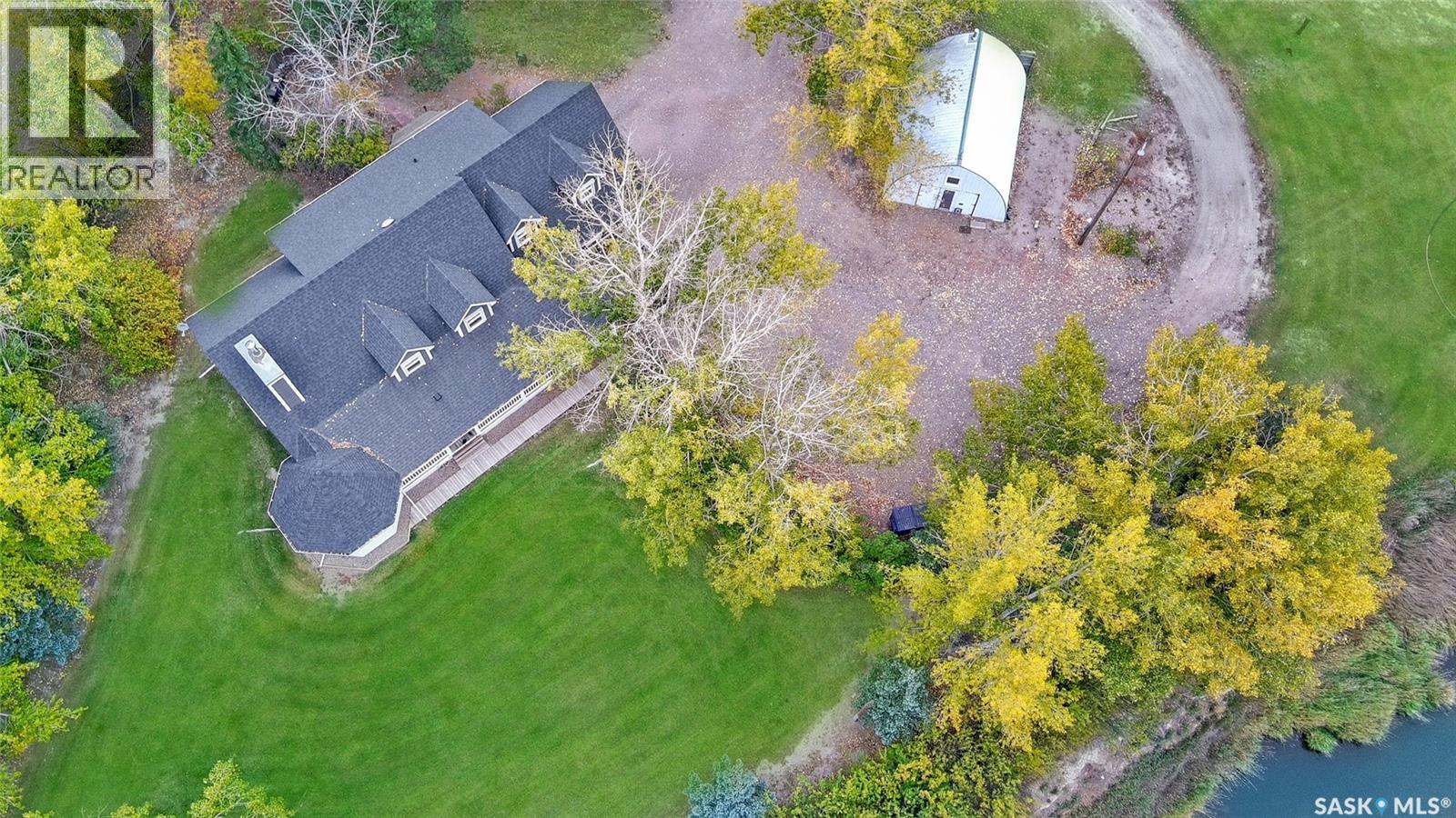 Single Family House 2 Level for Sale in City of Swift Current Acreage Swift Current 