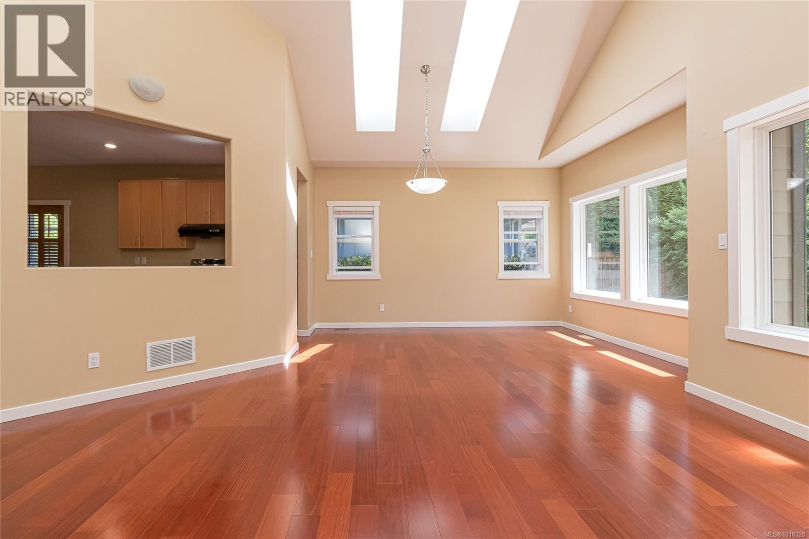 2211 GRADUATION PL - 8