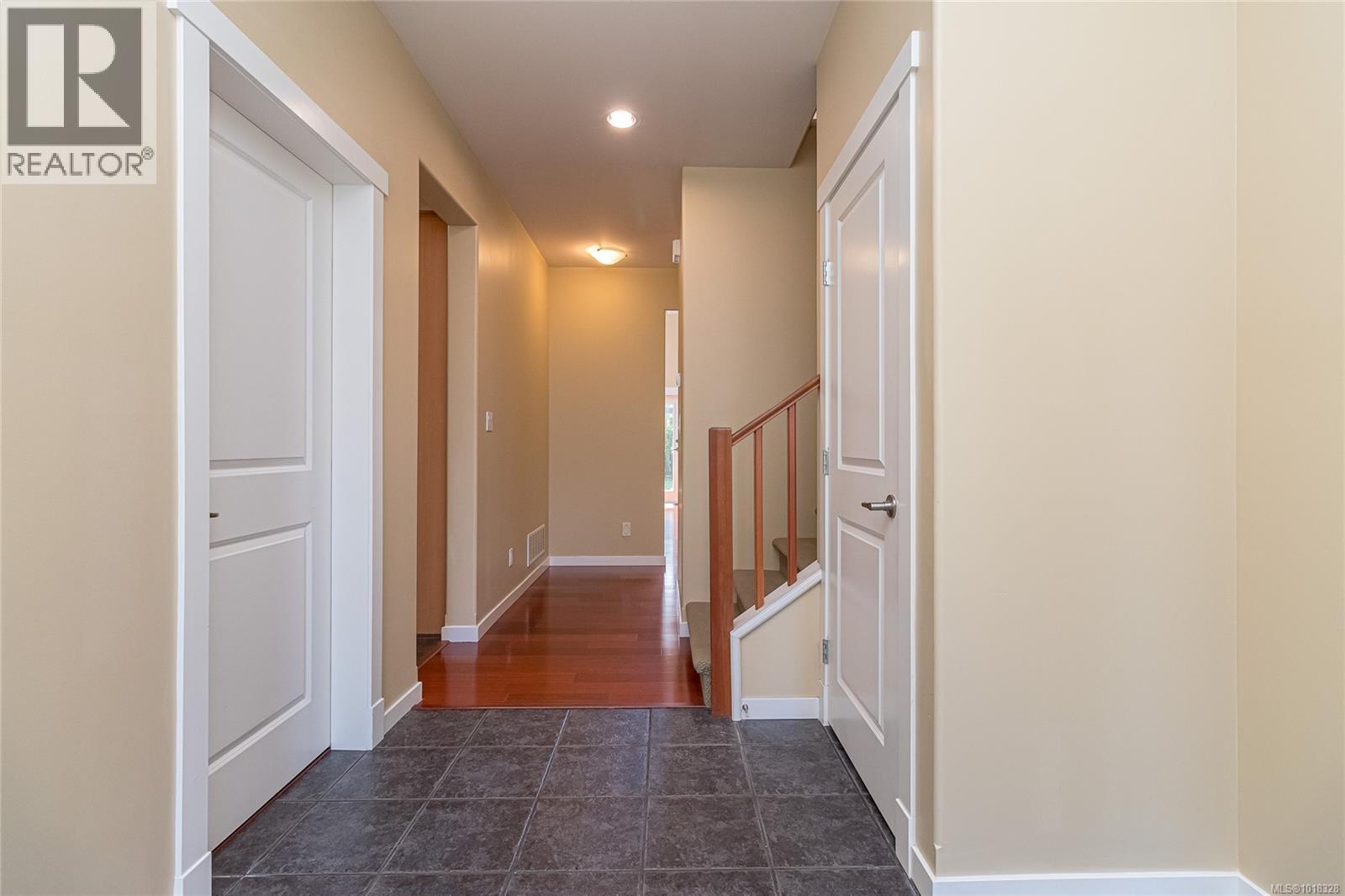 2211 GRADUATION PL - 3