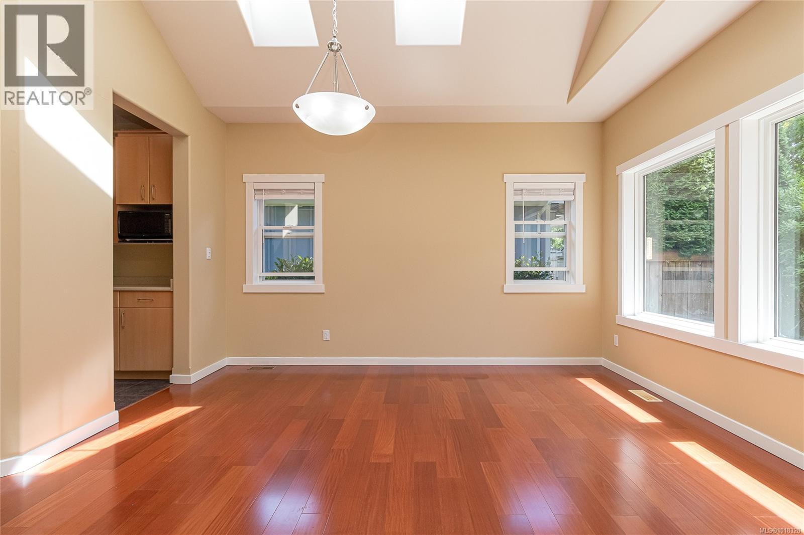 2211 GRADUATION PL - 9