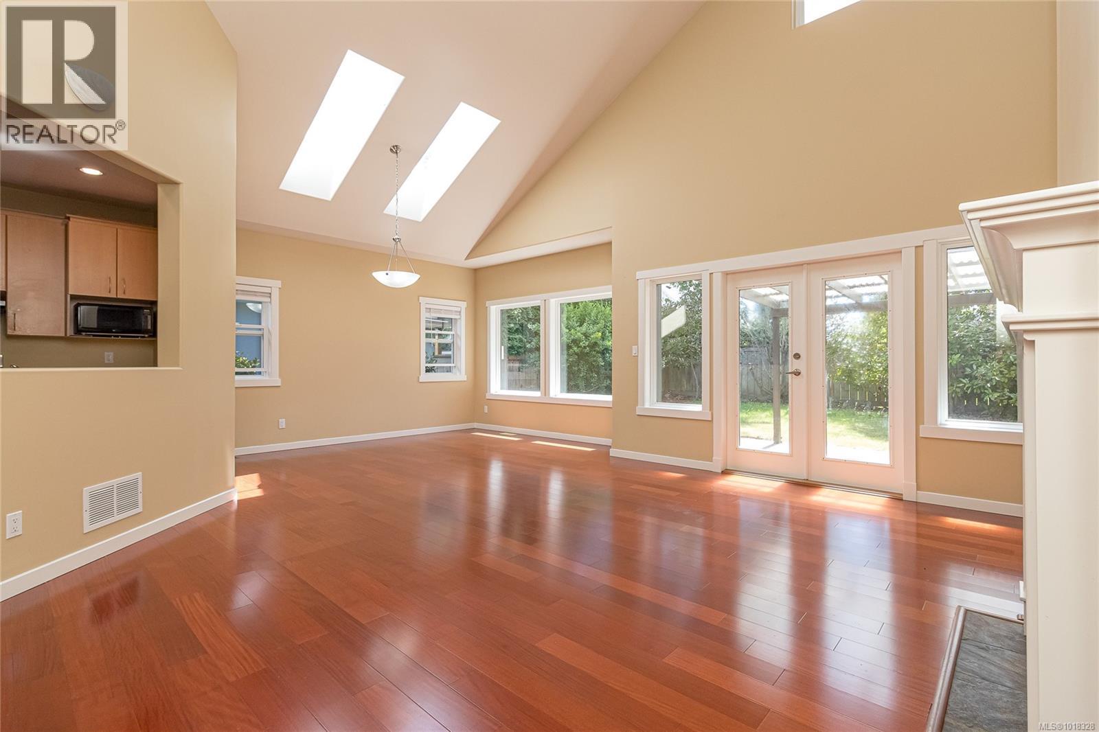 2211 GRADUATION PL - 6