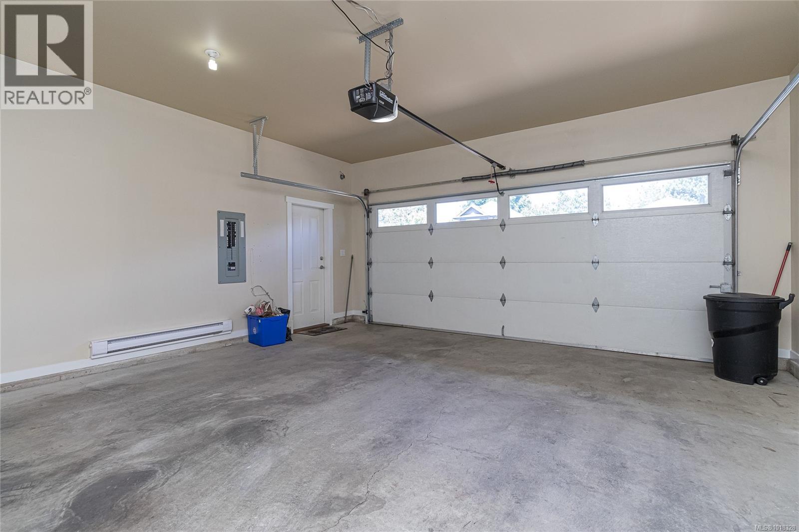 2211 GRADUATION PL - 43