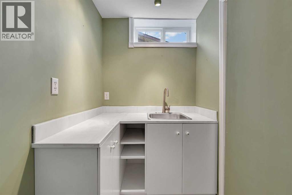 Single Family House 4 Level for Sale in   Avenue NE Rundle Calgary 