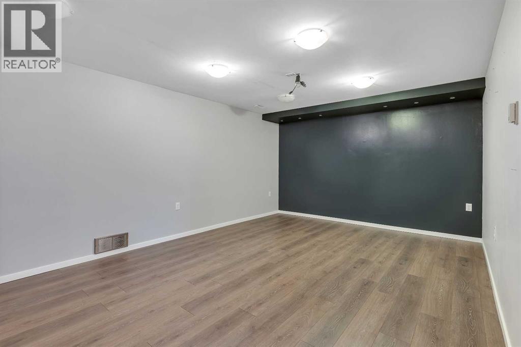 Single Family House 4 Level for Sale in   Avenue NE Rundle Calgary 