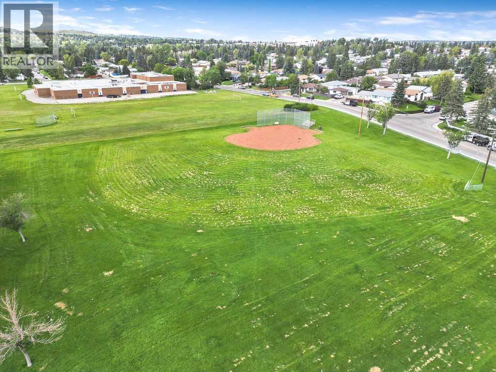 Multi-family House for Sale in  Huntley Close NE Huntington Hills Calgary 