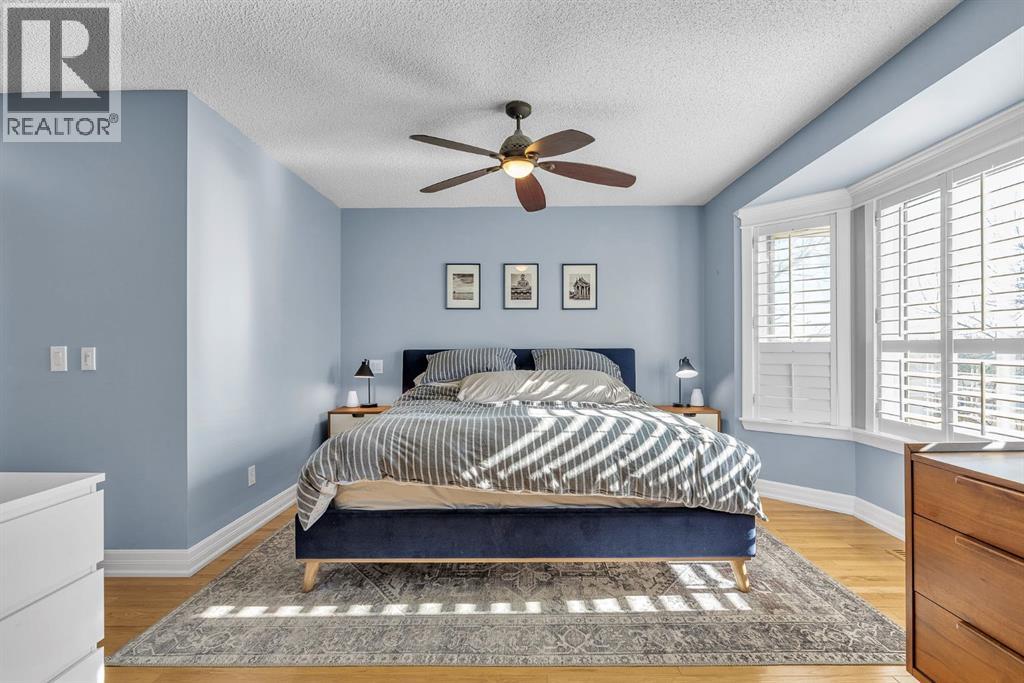 Single Family House for Sale in   Avenue NW Tuxedo Park Calgary 