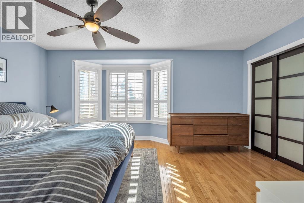 Single Family House for Sale in   Avenue NW Tuxedo Park Calgary 