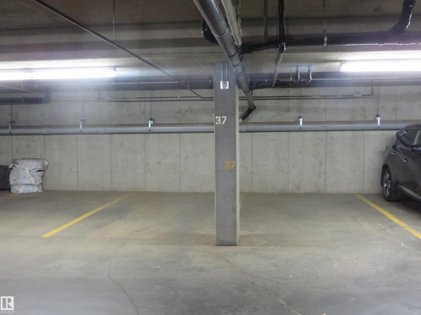 #37 11518 76 AV NW, Edmonton