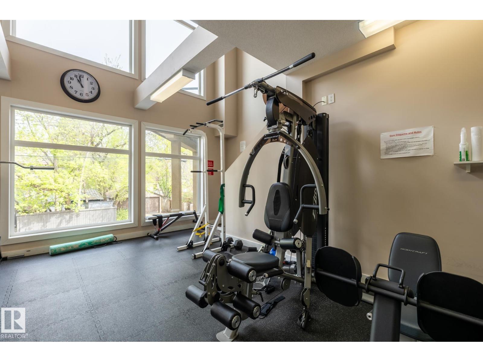 #37 11518 76 AV NW, Edmonton