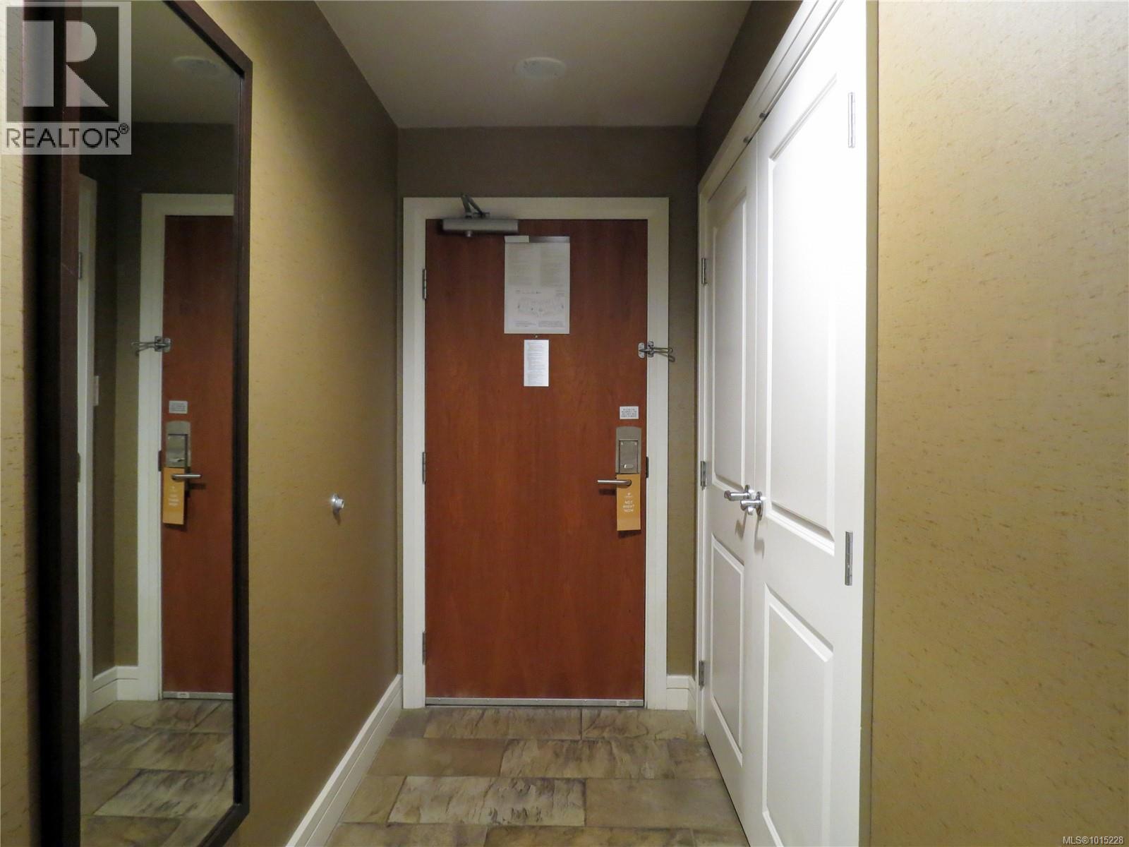 205/207D 1376 Lynburne Pl, Langford