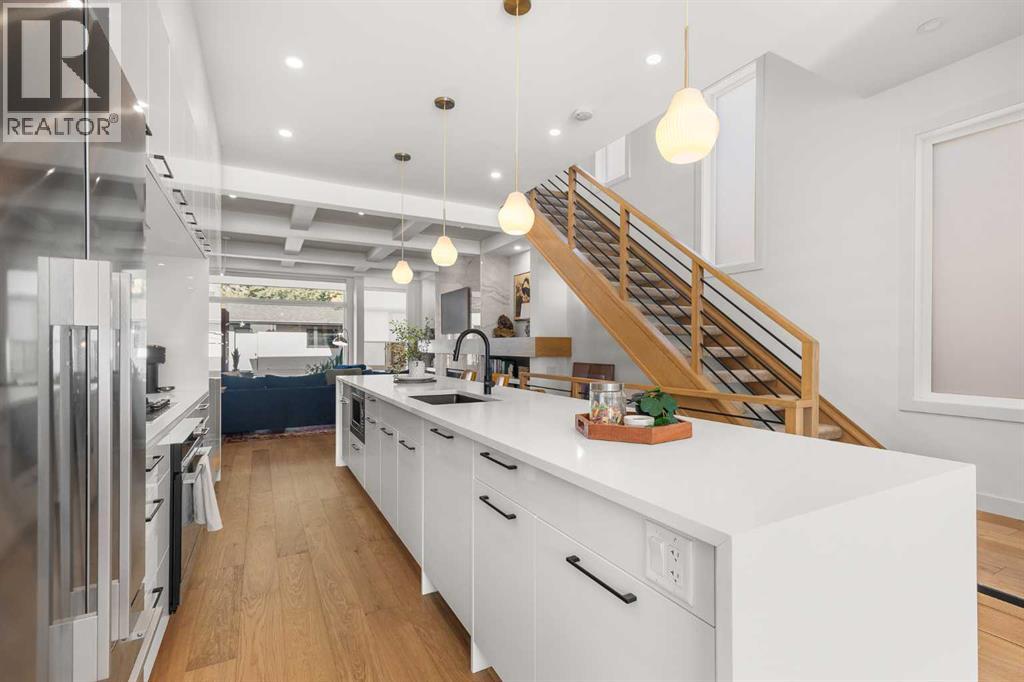 Single Family House for Sale in   Avenue NW West Hillhurst Calgary 