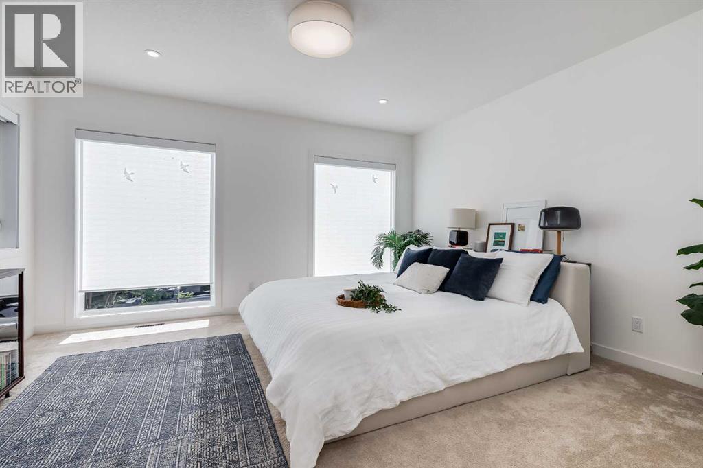 Single Family House for Sale in   Avenue NW West Hillhurst Calgary 