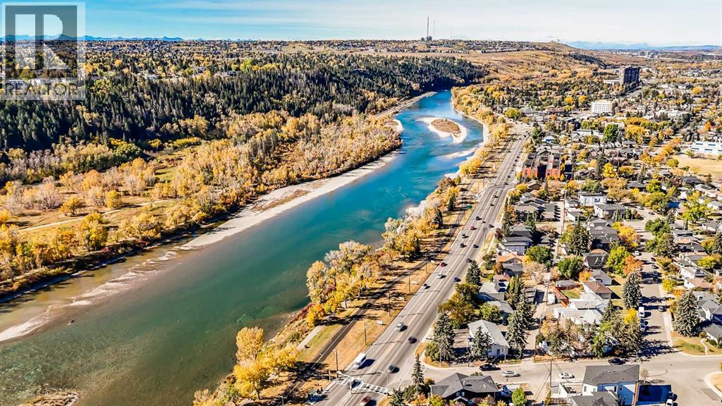 Single Family House for Sale in   Avenue NW West Hillhurst Calgary 