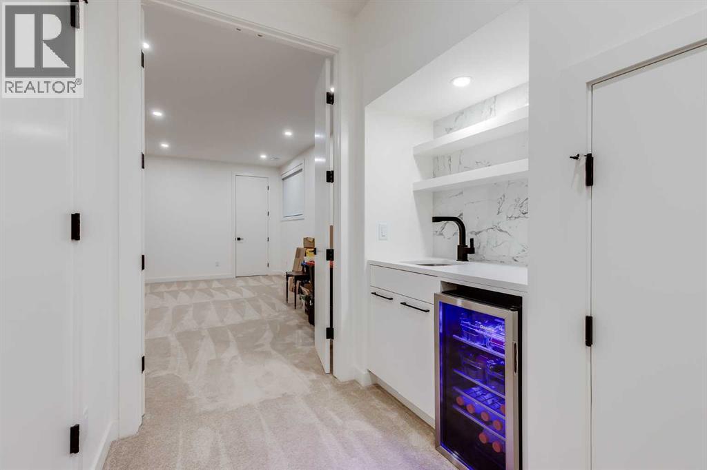 Single Family House for Sale in   Avenue NW West Hillhurst Calgary 