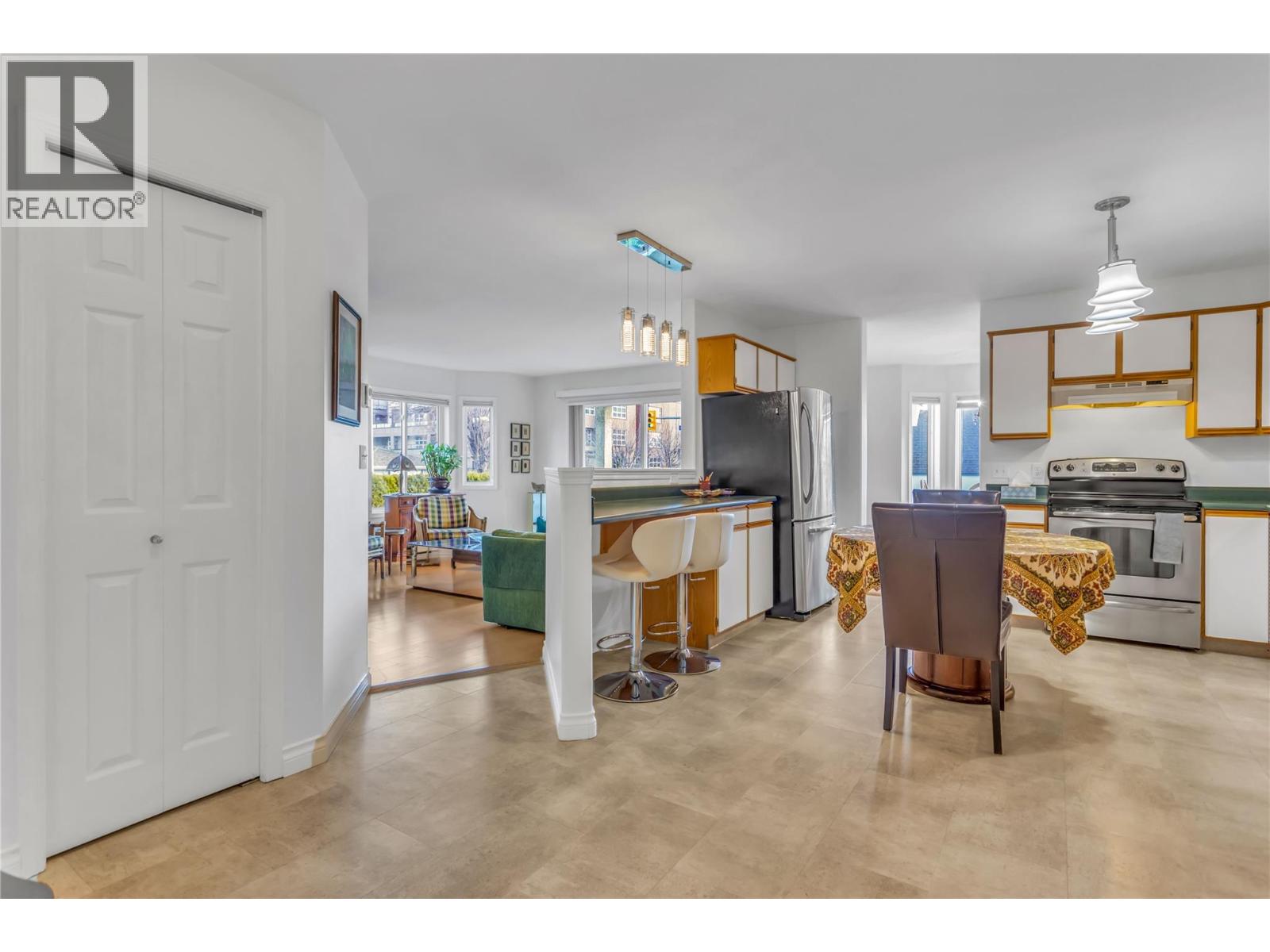 101 680 Doyle Avenue, Kelowna