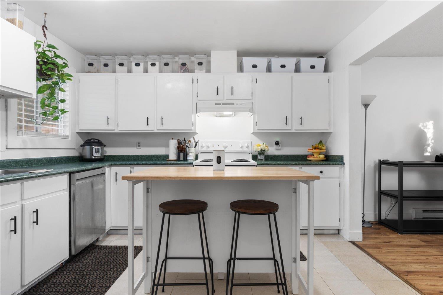 10 9473 HAZEL STREET, Chilliwack Proper East, Chilliwack