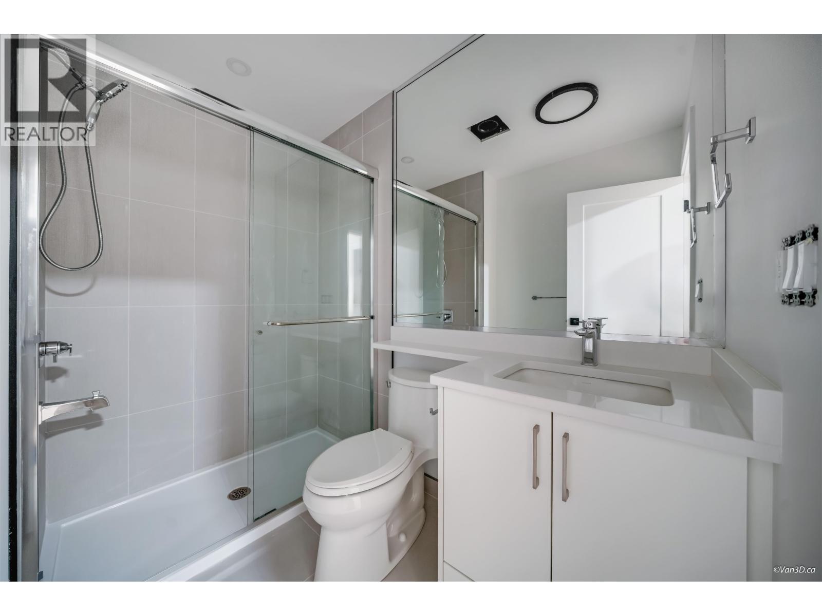 819 CORNELL AVENUE, Coquitlam