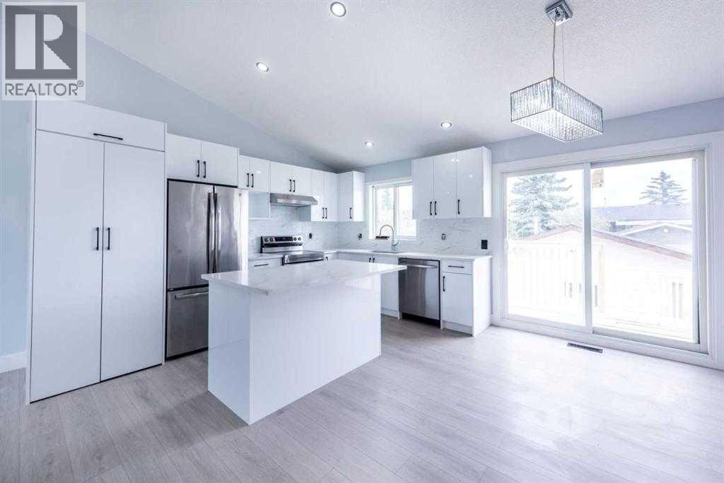 Single Family House Bungalow for Sale in  Falshire Close NE Falconridge Calgary 