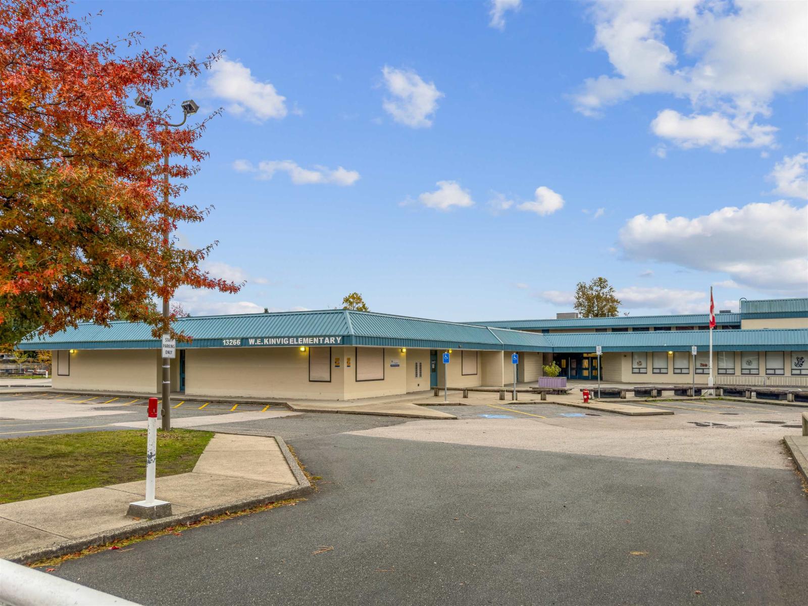 102 7150 133 STREET, Surrey