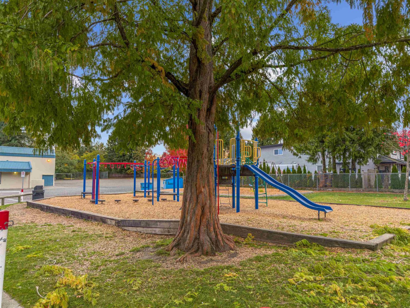 102 7150 133 STREET, Surrey