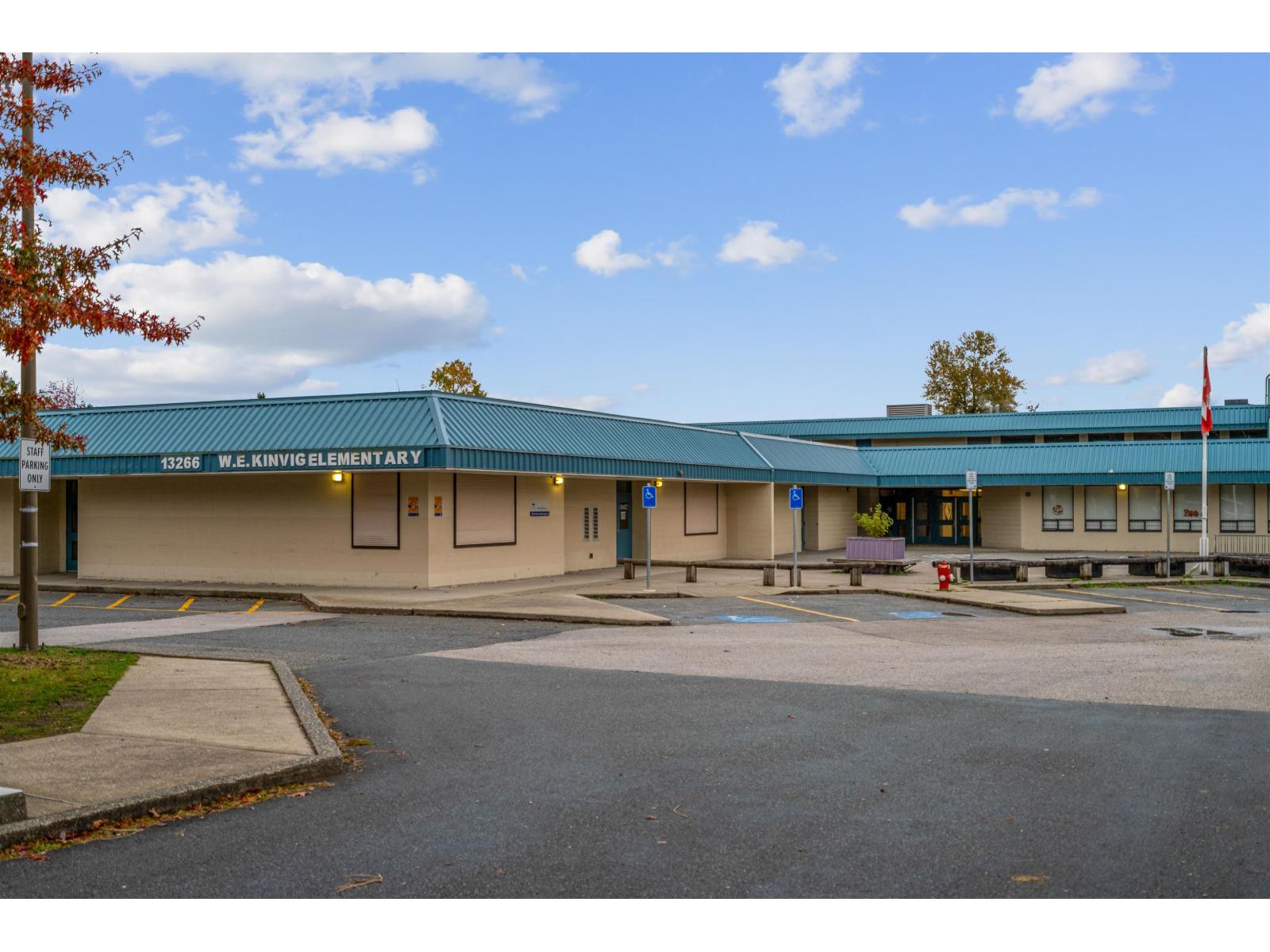 102 7150 133 STREET, Surrey