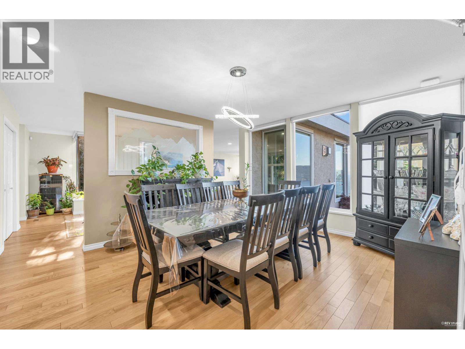 4673 WOODBURN ROAD, West Vancouver
