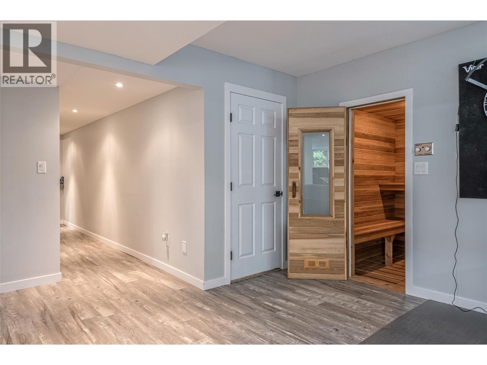  3286 Upper McLeod Road, Spallumcheen