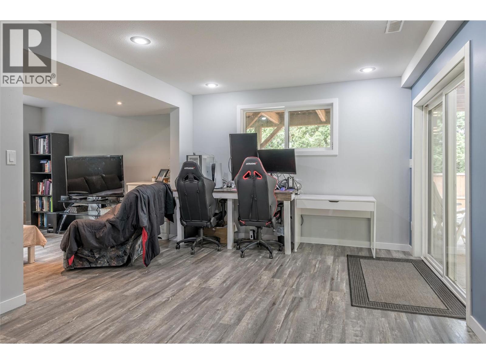  3286 Upper McLeod Road, Spallumcheen