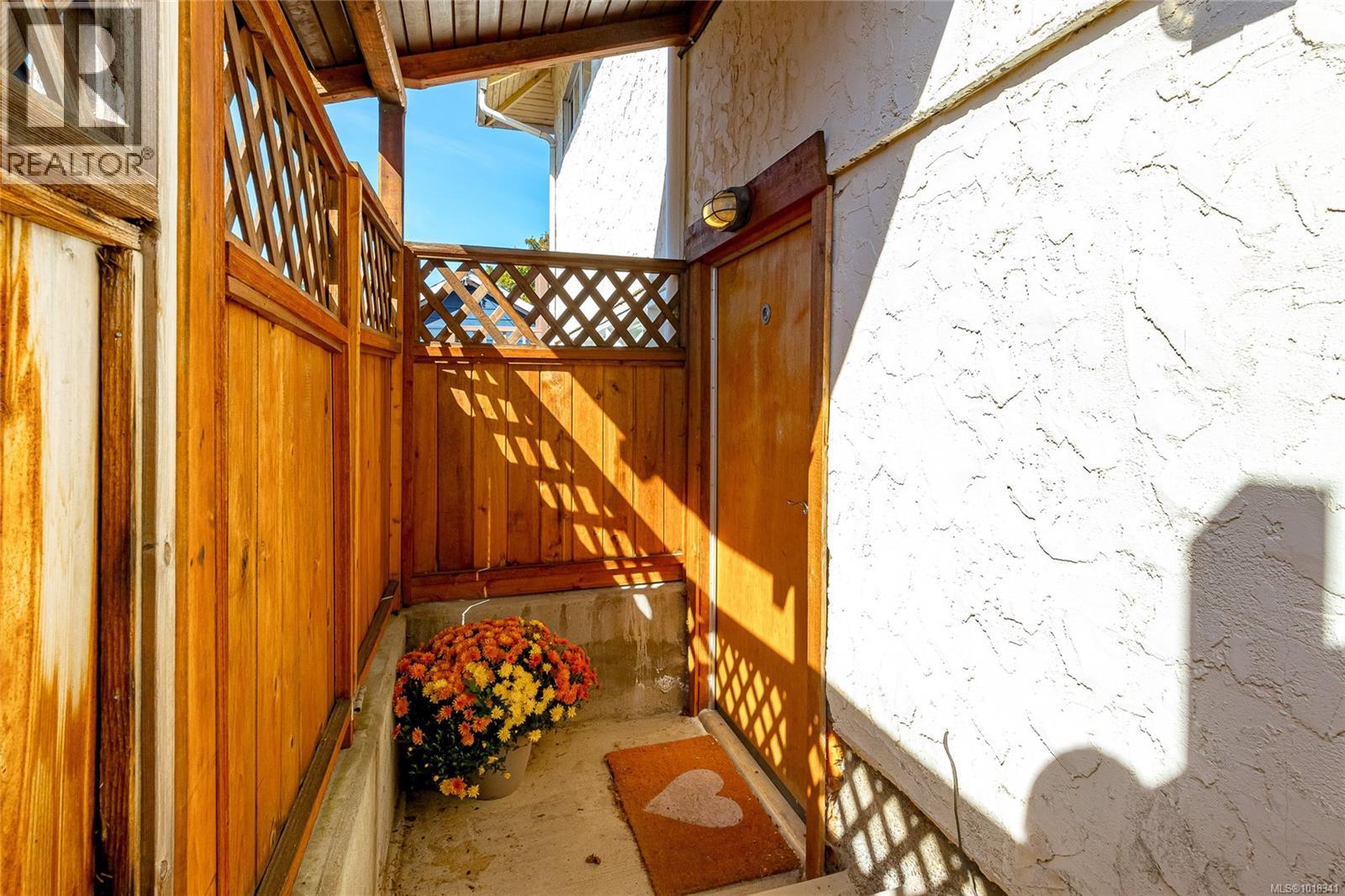 3066 Carroll St, Victoria