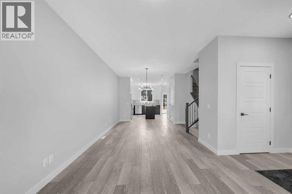 Single Family House for Sale in  Amblefield Avenue NW Moraine Calgary 