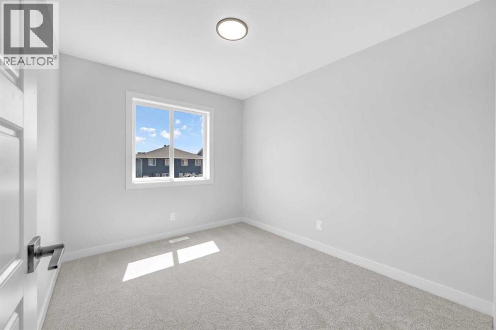 Single Family House for Sale in  Amblefield Avenue NW Moraine Calgary 