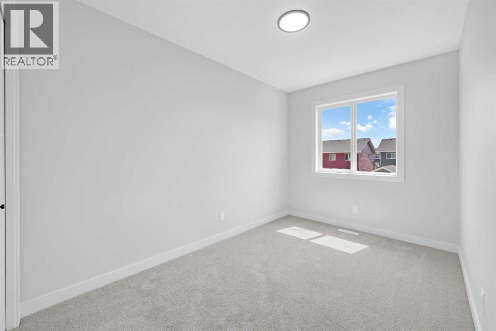 Single Family House for Sale in  Amblefield Avenue NW Moraine Calgary 