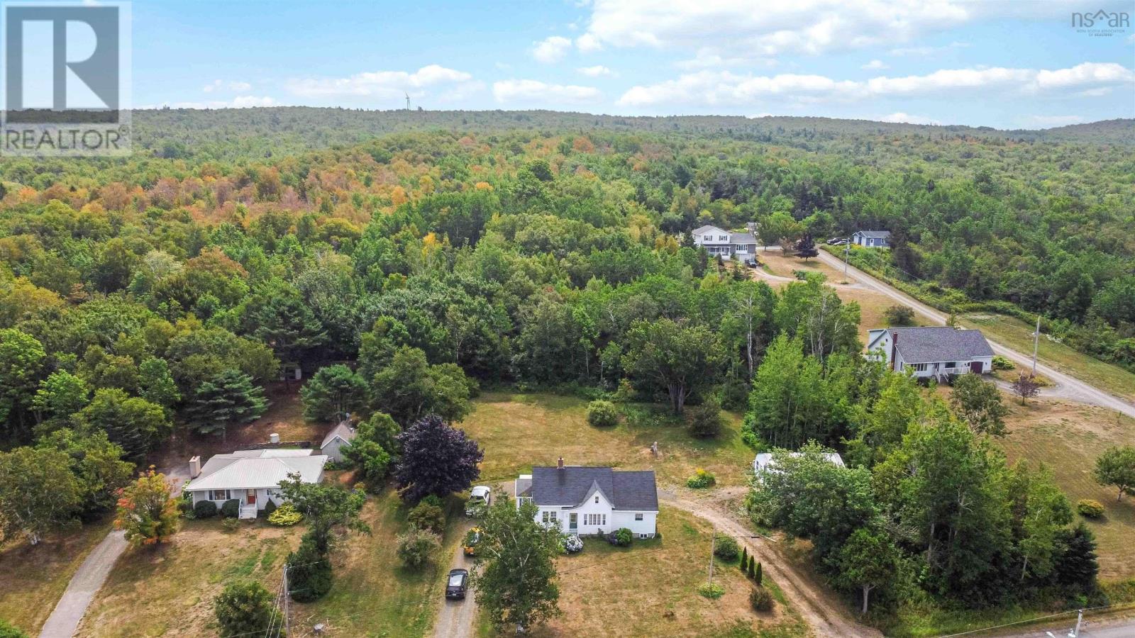 Property 42 of 51 of 4634 Shore Road W