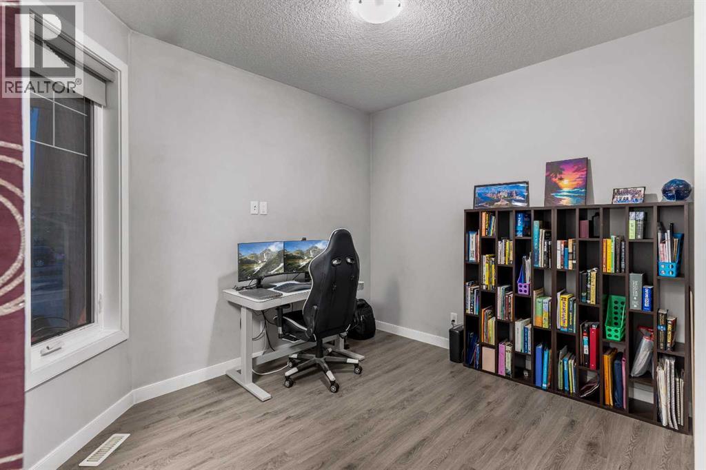 Single Family House for Sale in  Silverado Boulevard SW Silverado Calgary 