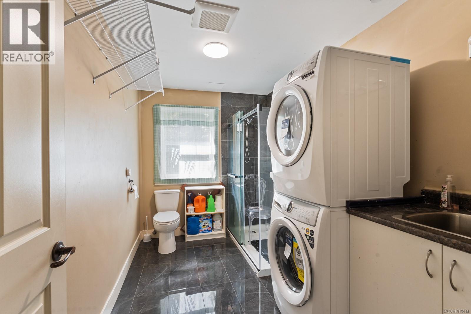  1245 Rockhampton Close, Langford