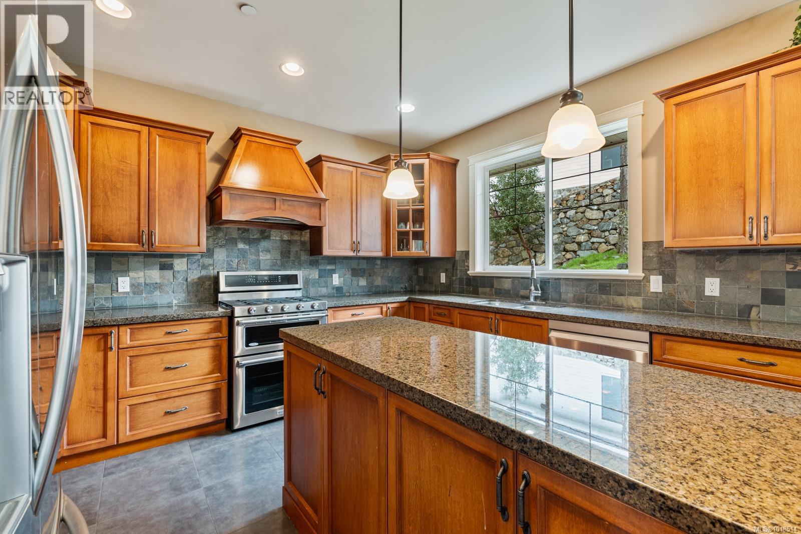  1245 Rockhampton Close, Langford