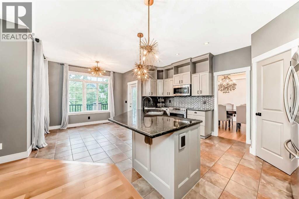 Single Family House for Sale in  Tuscany Estates Crescent NW Tuscany Calgary 