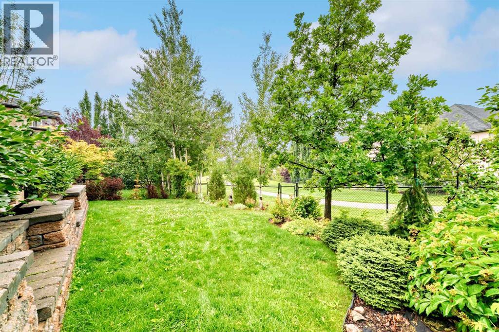 Single Family House for Sale in  Tuscany Estates Crescent NW Tuscany Calgary 