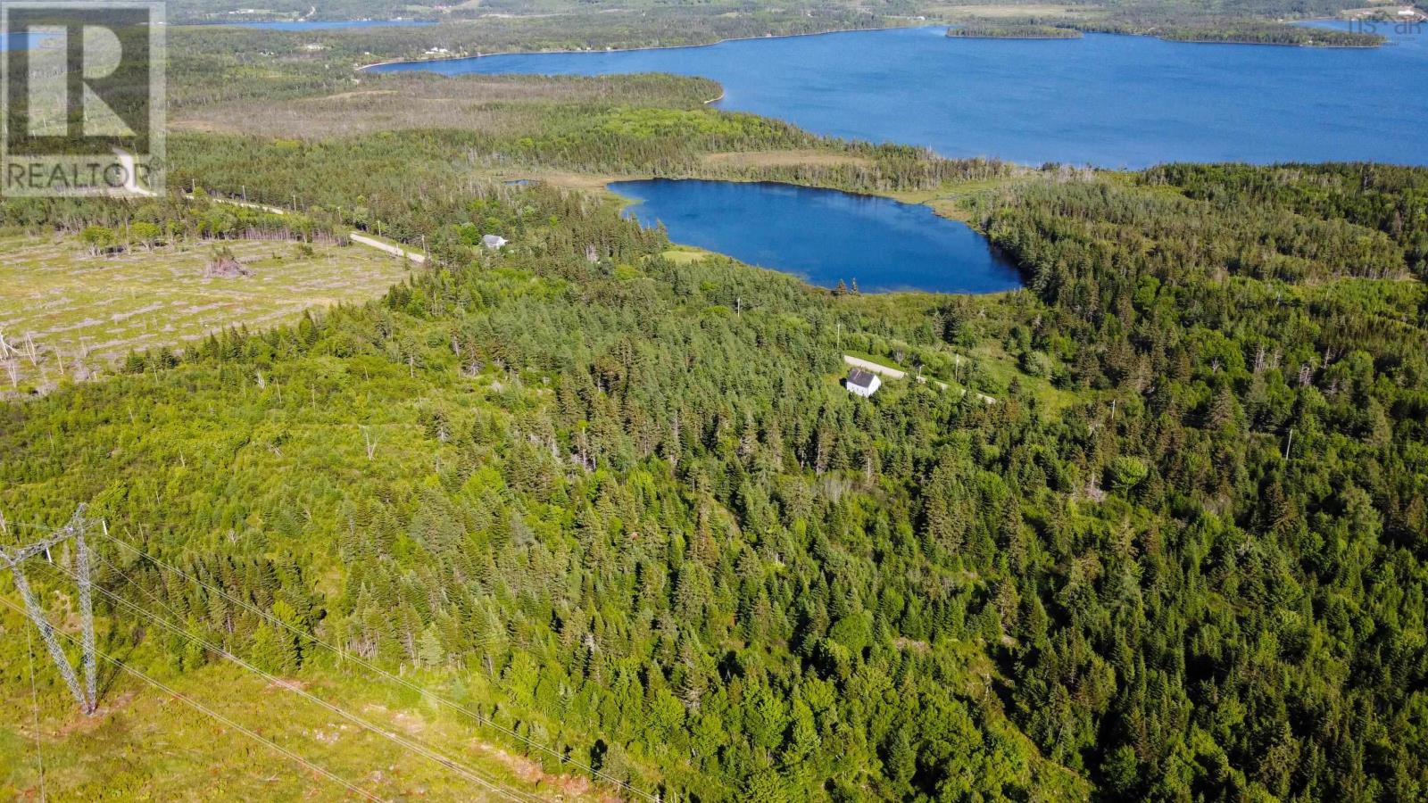 Property 21 of 32 of 824 Salem Road