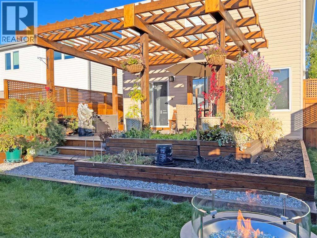 Single Family House for Sale in  Bridleridge Road SW Bridlewood Calgary 