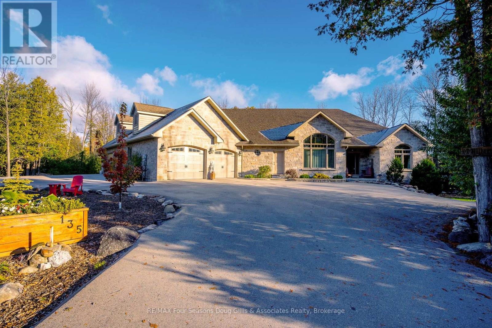 135 ALGONQUIN DRIVE - Photo 4 of 45, Meaford, Ontario