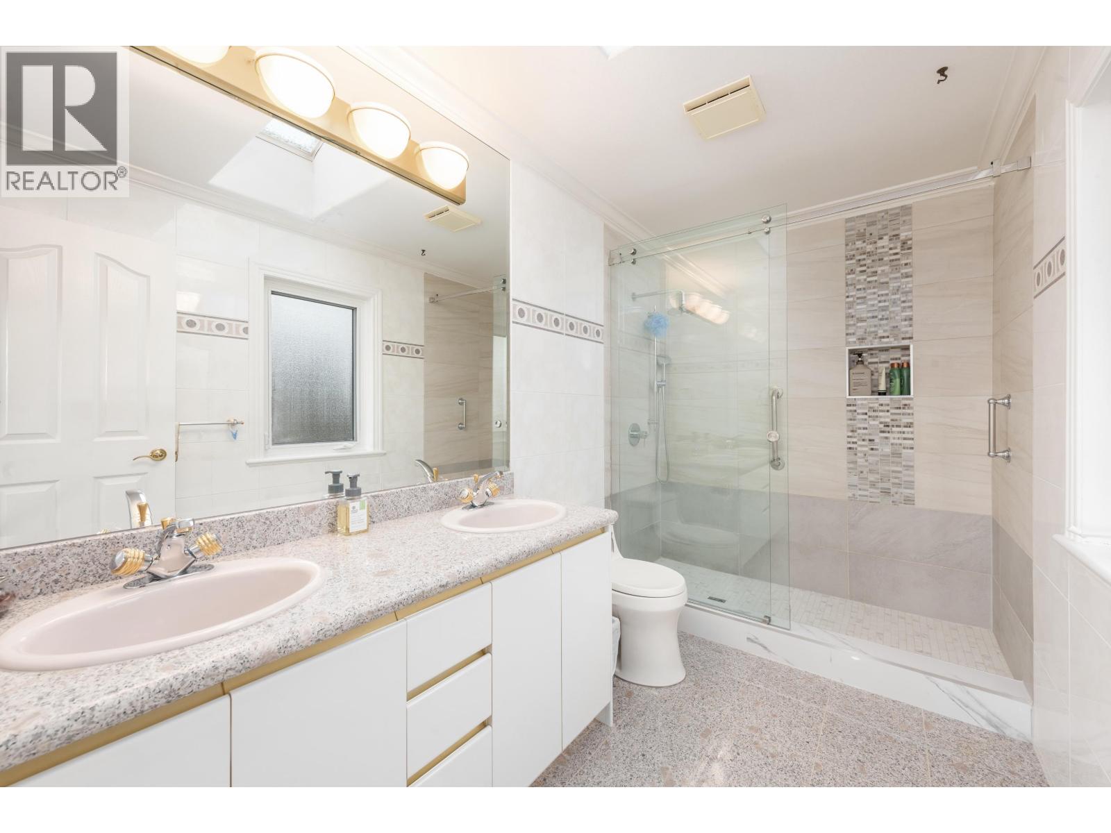 1363 W 51 AVENUE, Vancouver