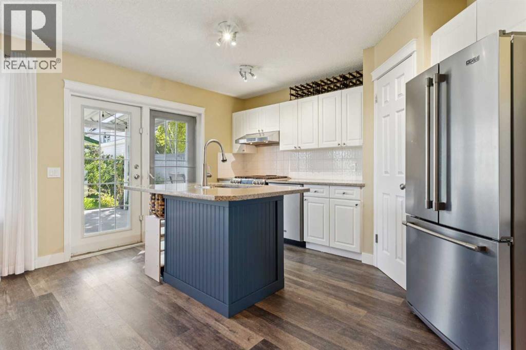 Single Family House for Sale in  Tuscany Drive NW Tuscany Calgary 