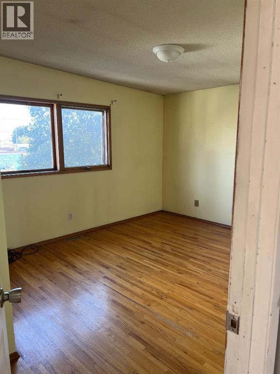 Multi-family House Bungalow for Sale in & Trollinger Street NE Thorncliffe Calgary 