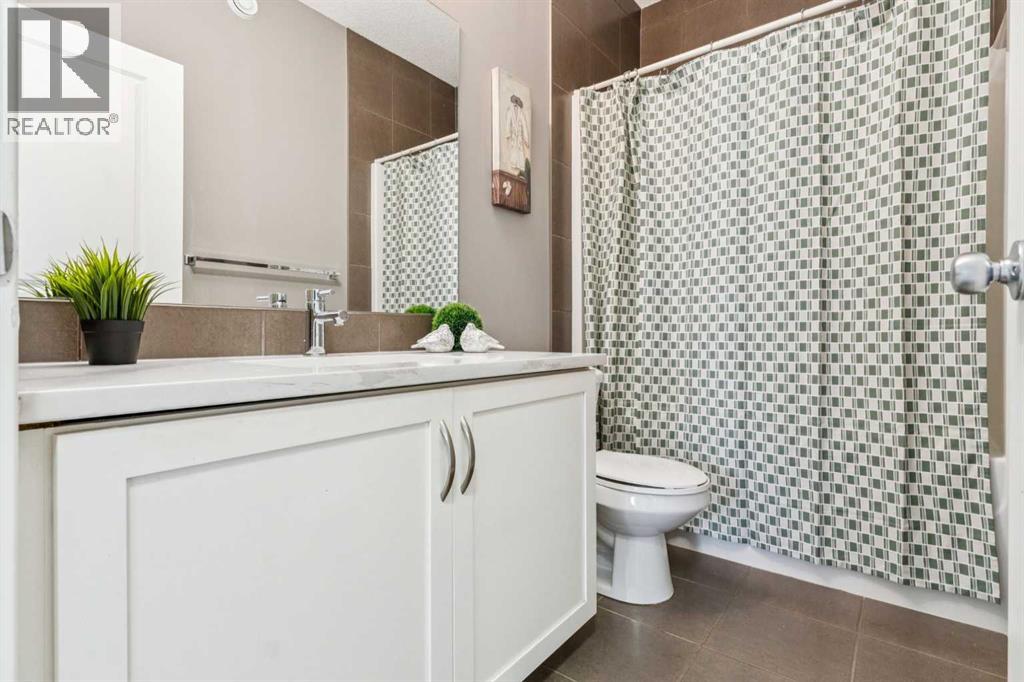 Single Family House for Sale in  Chaparral Valley Place SE Chaparral Calgary 